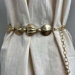 Vintage Gold Tone Seashell Metallic Clasp Women’s Belt 36” Adjustable Waist 90s
